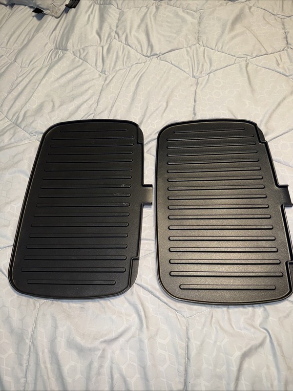 Pampered Chef:Grill Platesfor Deluxe Electric Grill & Griddle