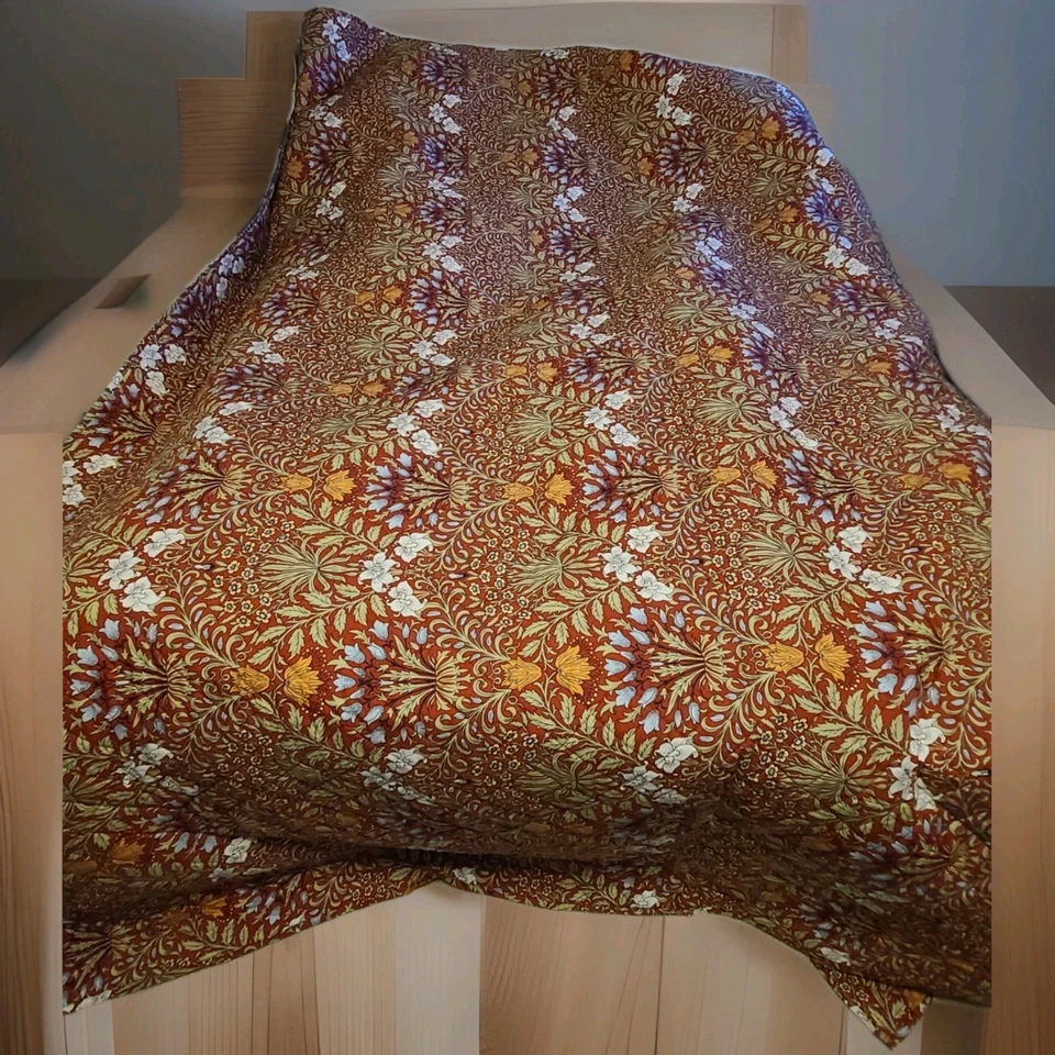 Colcha William Morris GARDEN Red King QUILT de 106" x 90" nueva reenvasada Foto 3 de 4