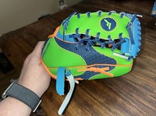 Franklin 9.5  Meshtek Series 22812 Baseball/Softball Mitt Right Hand Thrower