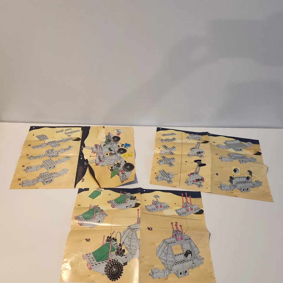 Legoland Instructions 6952 Solar Power Transporter, 6882 Walking Astro Grappler - Image 2 of 4