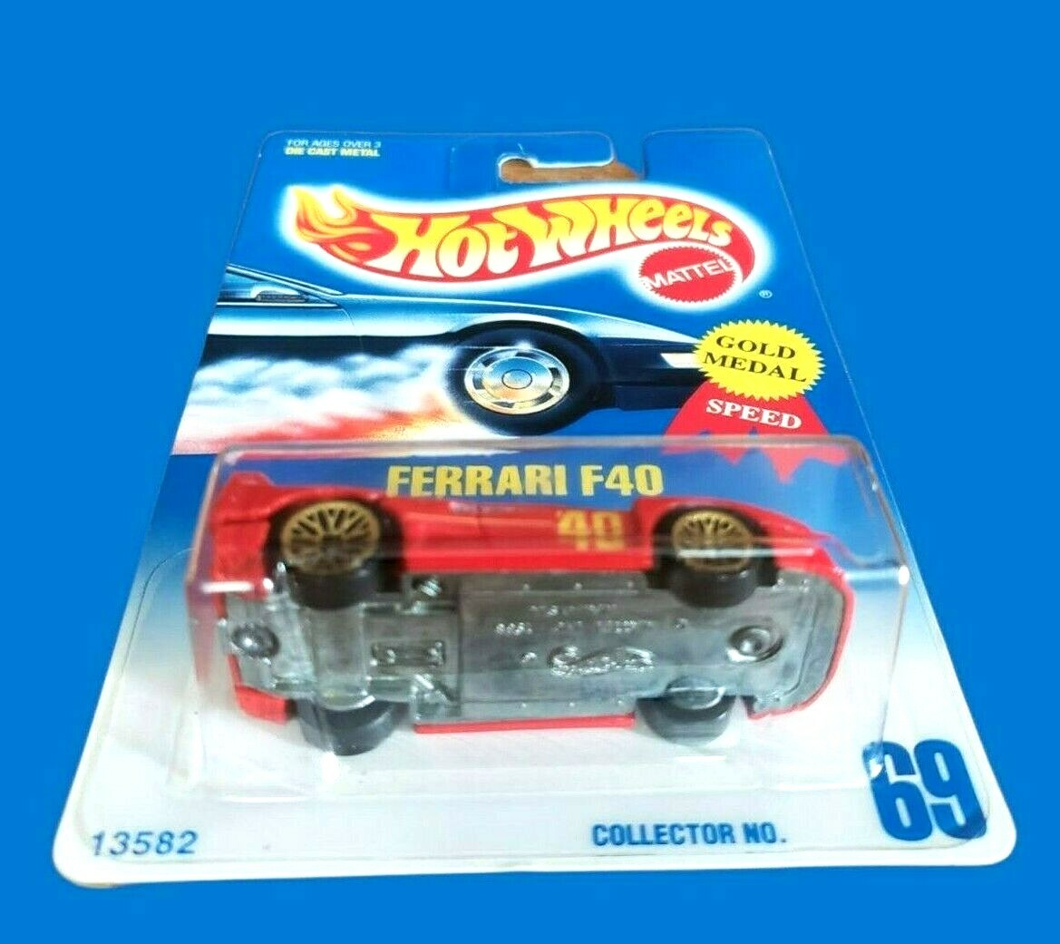 VINTAGE 1995 Hot Wheels FERRARI F40 #69 RED GOLD MEDAL SPEED