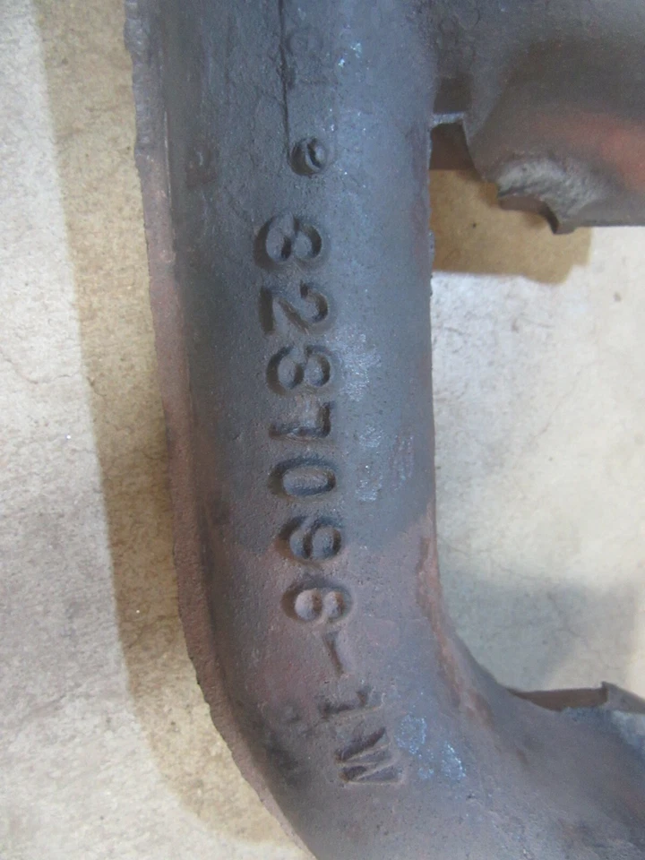 Camión Jeep J 10 1982 motor de seis cilindros colector de escape hierro fundido Foto 2 de 4