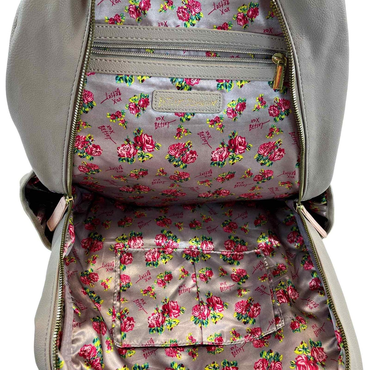 Betsey Johnson Heart Quilted Backpack in Gray and Black with Pink Trim Betsey Johnson Brandi Quilted Backpack, Light Lilac... | Depop main image 2
