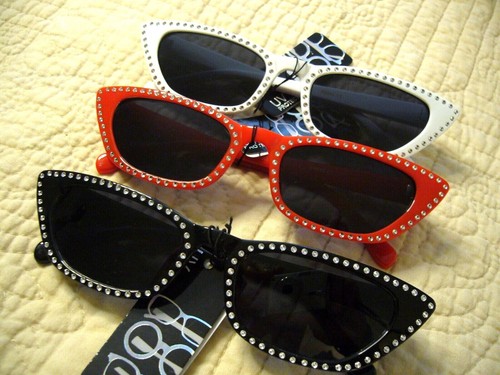 Women's Sunglasses Vintage Cat Eye Ladies Sunglasses Sexy Rhinestone Look 6542 - Picture 3 of 10