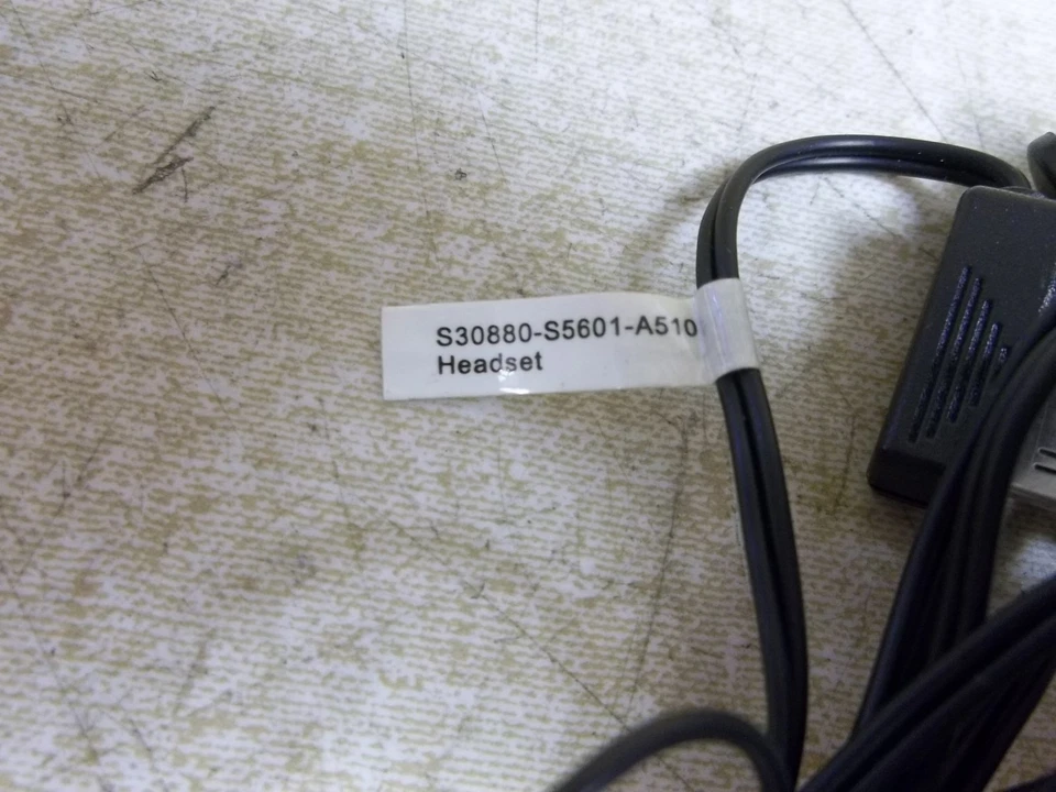 Auriculares Siemens S30880-S5601-A510 *ENVÍO GRATUITO* Foto 2 de 2