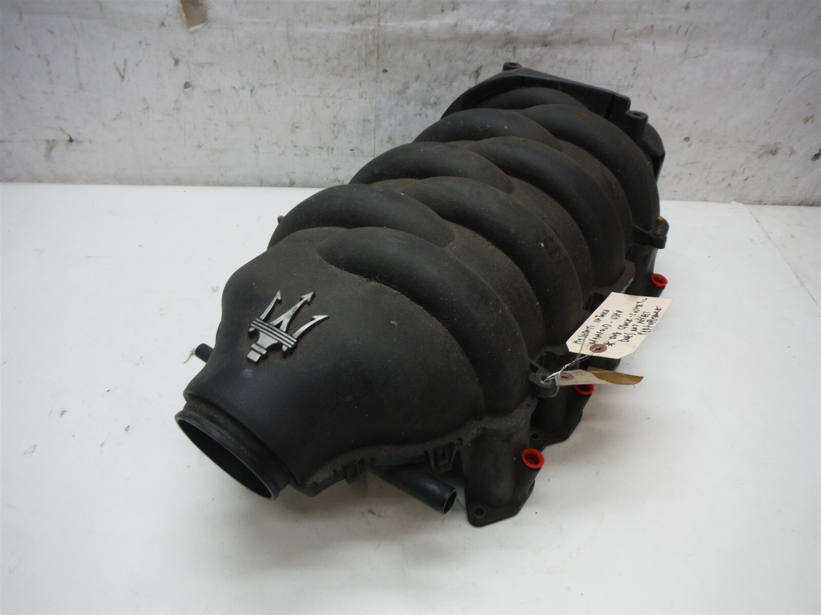 MASERATI QUATTROPORTE ENGINE AIR INTAKE MANIFOLD FUEL RAIL INJECTOR ASSY OEM 