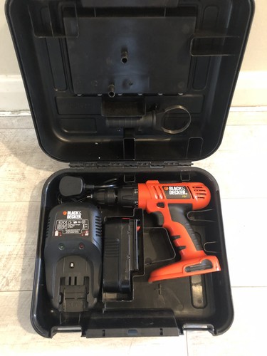 Black & Decker HP188F2B Inalámbrico 18V Firestorm Martillo Taladro Cargador de Batería Estuche