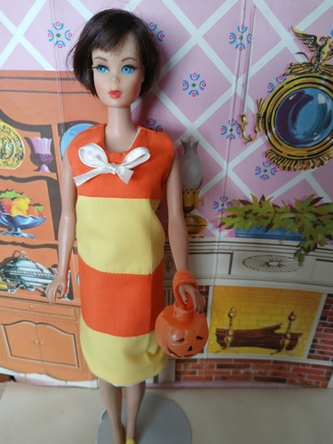 Barbie Japanese Exclusive Inspired Halloween Candy Corn  W/ Pumpkin Pumpkin