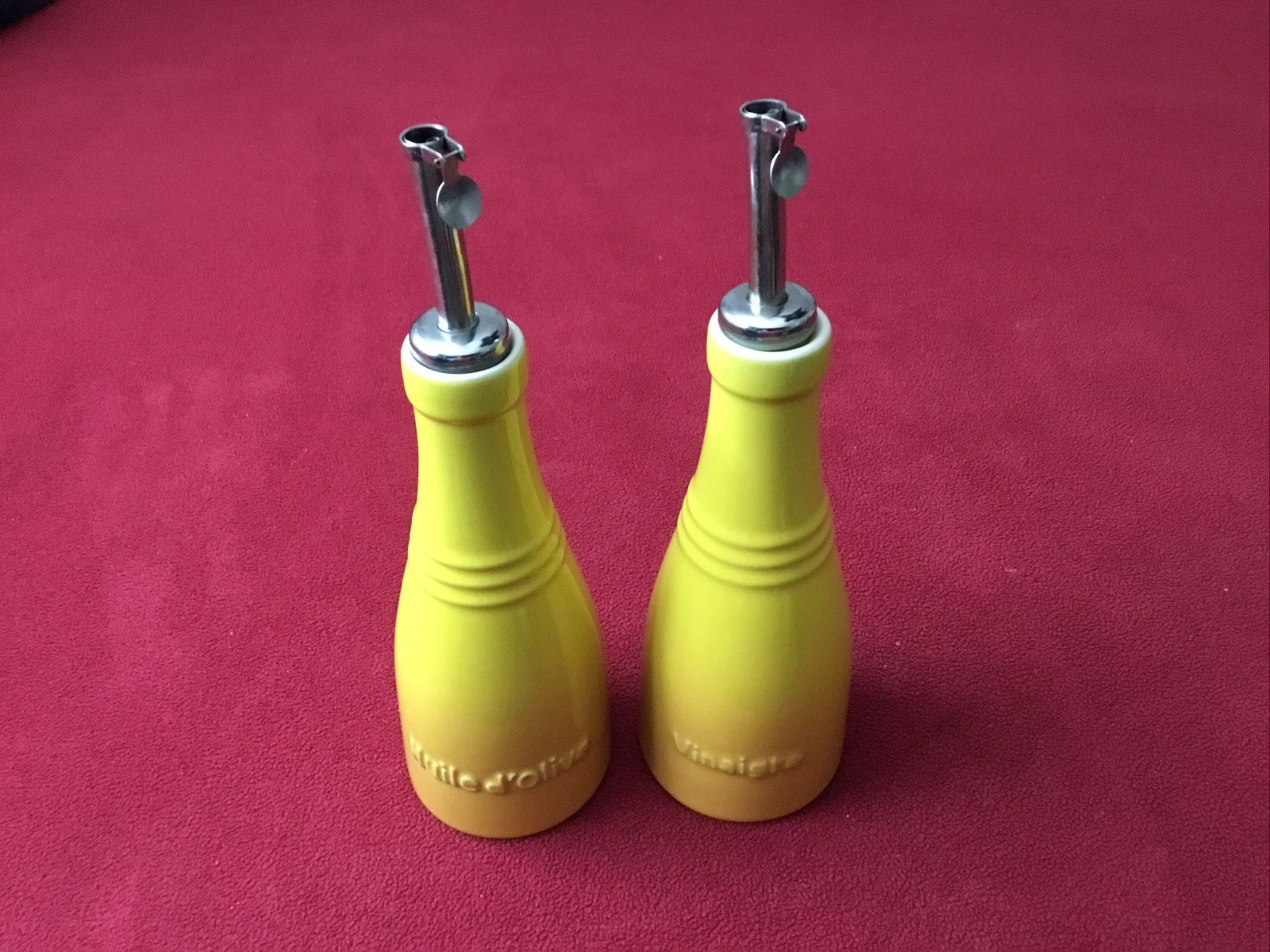 Le Creuset Stoneware 9” Classic Oil & Vinegar Set Creuset Yellow