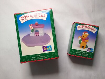 Set Hallmark Merry Miniatures1999 Winnie Piglet Christmas at Pooh's House #1 #2