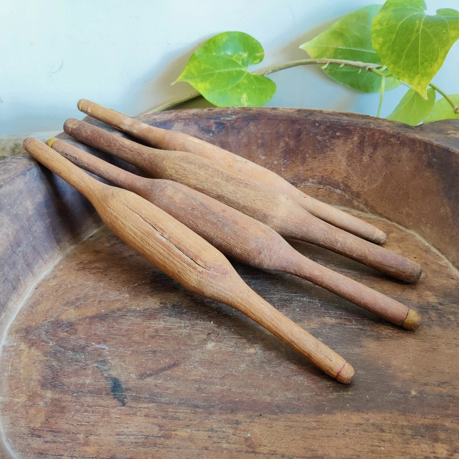 Vintage Primitive Original Handmade Tortilla Bread Bakers Wooden Rolling Pin E29