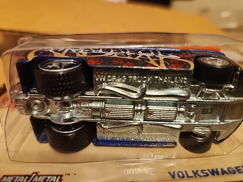 Camión de arrastre Volkswagen Good Ol' Grateful Dead 2014 Hot Wheels Foto 3 de 4