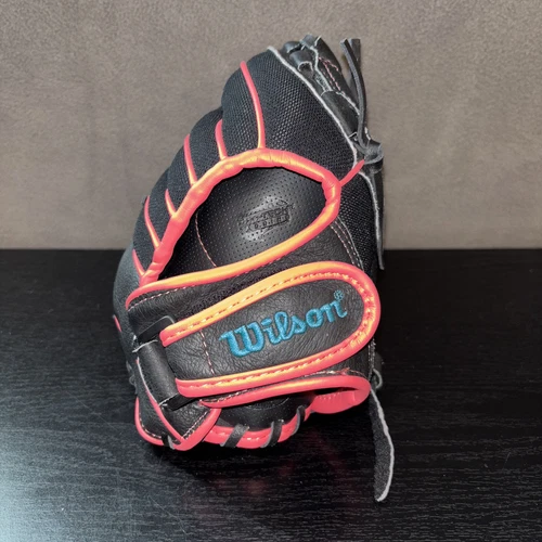 Wilson Girls 2022 Flash Series 11.5" A04RF22115 Fastpitch Softball Glove - Picture 3 of 7