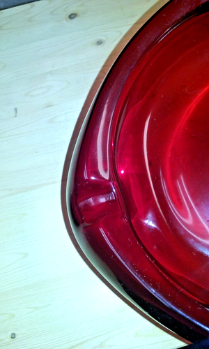vintage Viking Glass 8.5" Ruby Red Rounded Triangle Ashtray - Heavy Glass - Picture 3 of 6