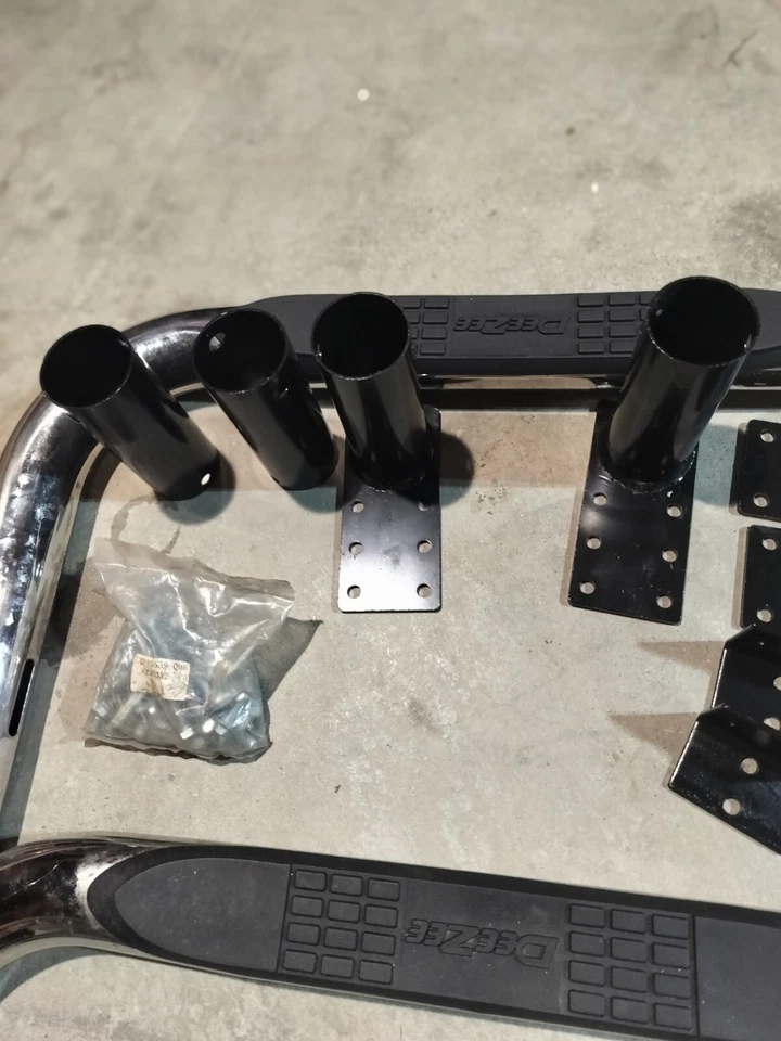 Tablas de correr Dee Zee barras Nerf para Ford Explorer 2017  Foto 3 de 4