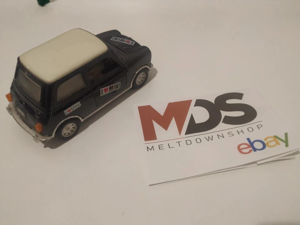 Modellino auto scala 1:43 MINI COOPER diecast modellismo collezione I Love Mini - Immagine 2 di 4