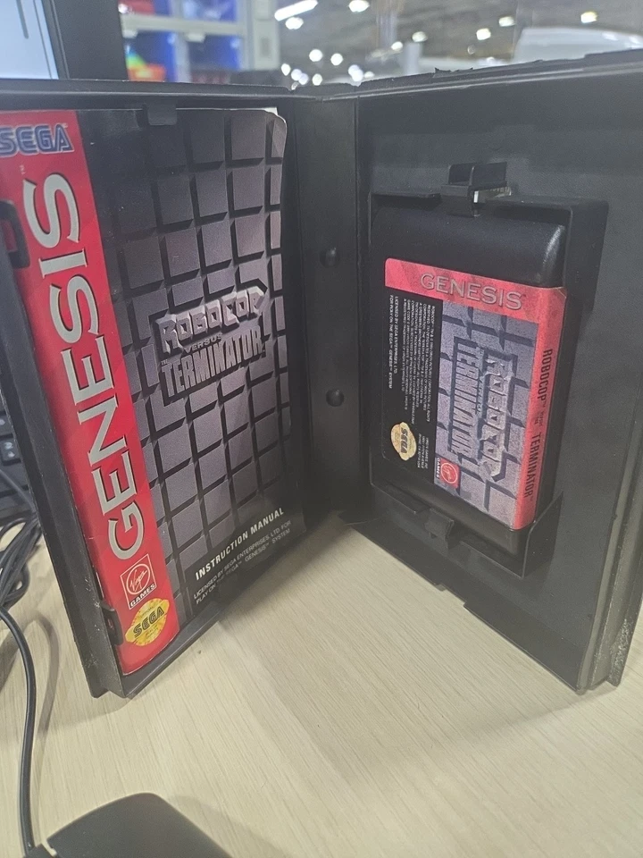 Robocop Vs Terminator (Sega Genesis 1993) Game Cartridge, CIB Complete - Image 4 of 4