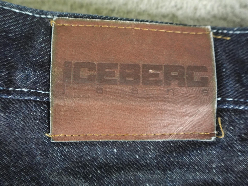 Vintage Iceberg Jeans Mens 42x28 Blue Baggy Skater Italy Streetwear Rap Hip Hop - Image 4 of 4