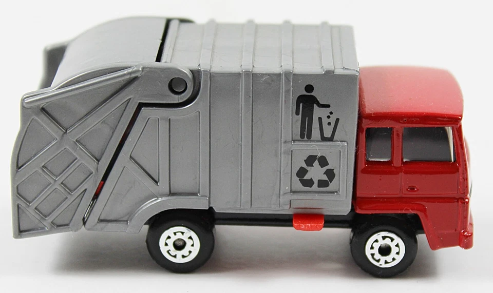 REFUSE TRUCK Matchbox 1979 SuperFast Disposal Unit Red Gray - Image 2 of 4