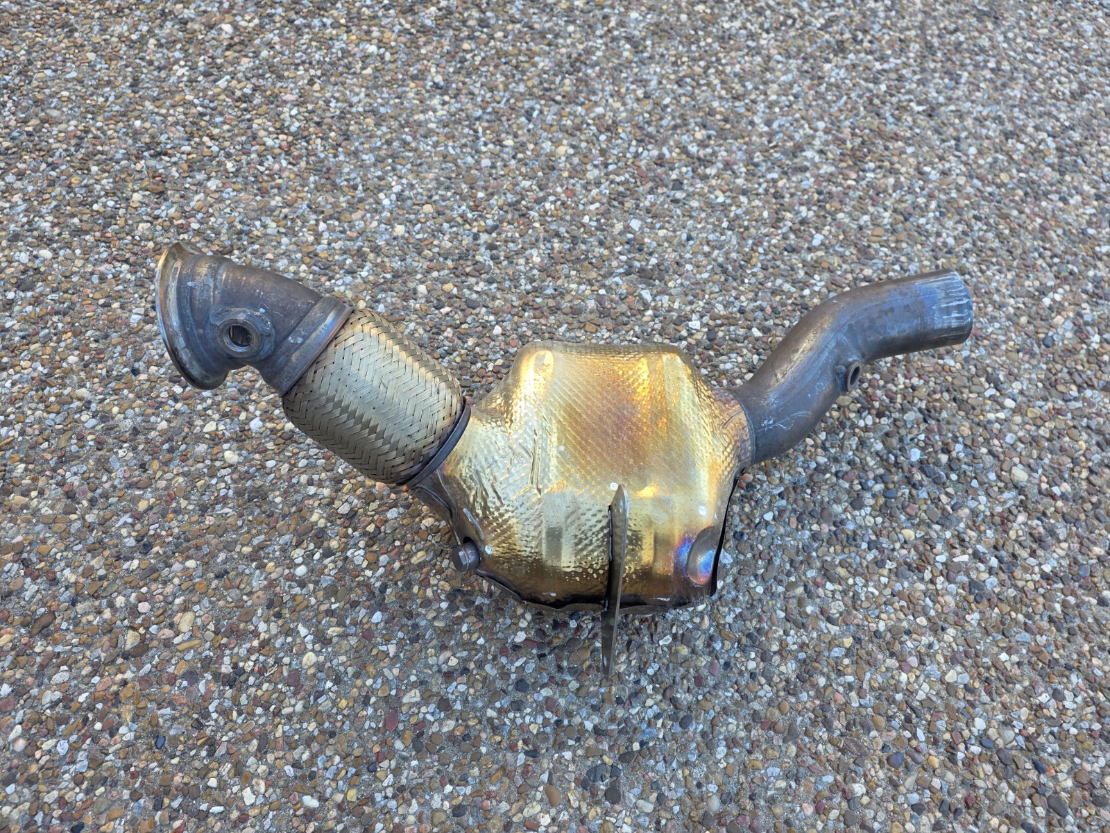 FERRARI F8 TRIBUTO OEM GENUINE ORIGINAL CENTER MUFFLER & CATS EXHAUST SYSTEM