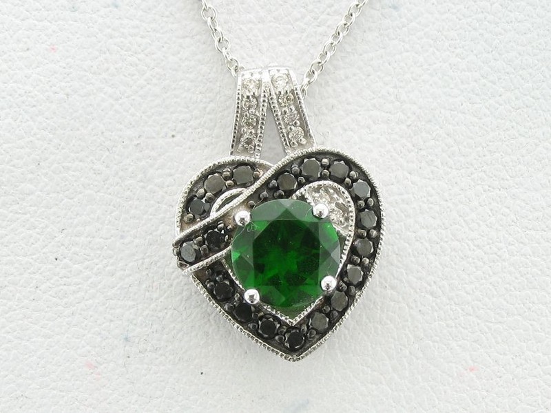 Le Vian 14K White Gold 18" Pendant Necklace 1.62 cts Chrome Diopside Diamond
