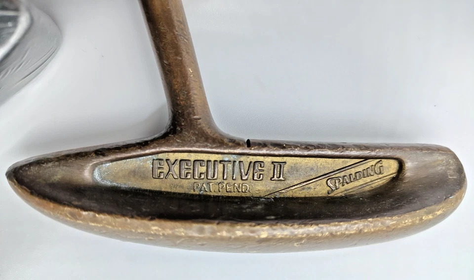 LOT OF 3 GOLF PUTTERS MEN'S RH SPALDING EXECUTIVE 2, BEL AIRE, GENERIC NEW HEAD - Image 4 of 4