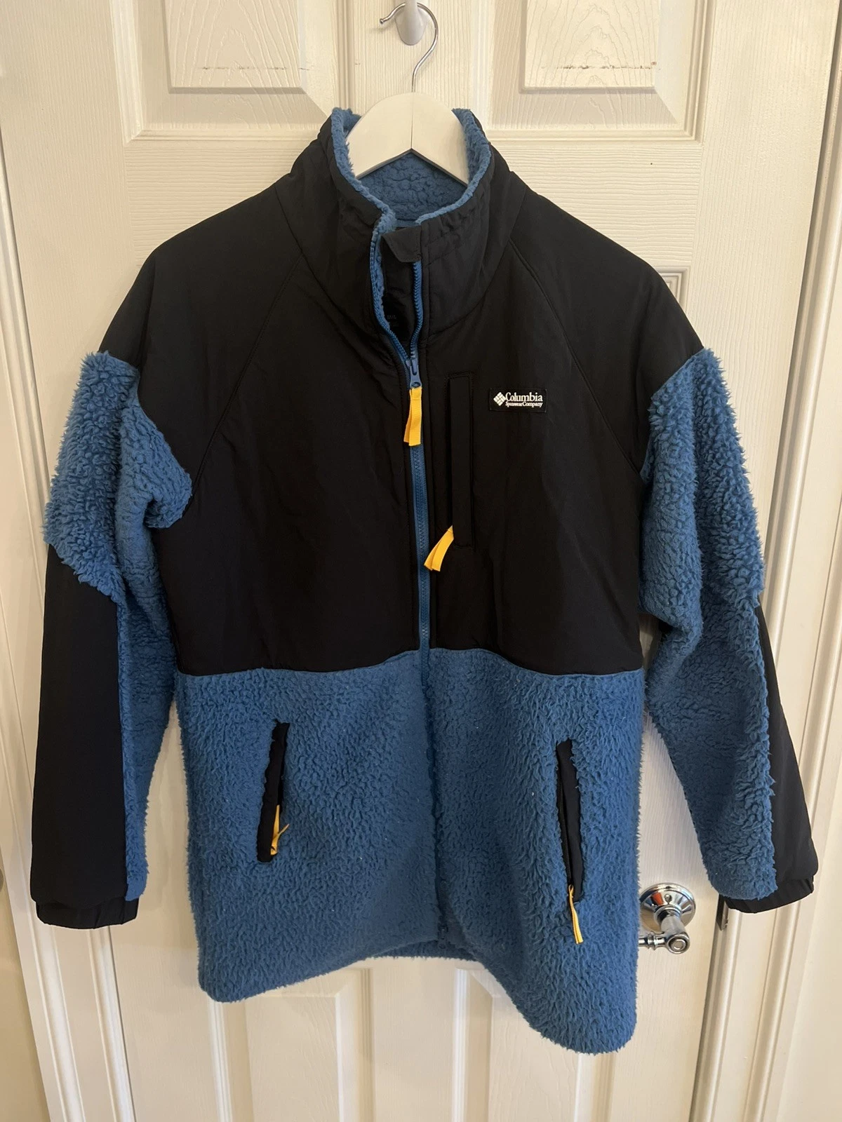 Retro Columbia Men's Softshell Jacket for Men, Size Medium - Blue Sherpa