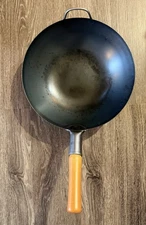 YOSUKATA 14” Round Bottom Carbon Steel Wok - Pre-Seasoned*