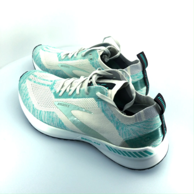 Brooks Bedlam 3 Light Blue Beige Size 11 Athletic Shoes | eBay display picture 3