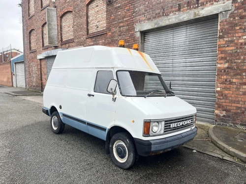 1987 Bedford CF 2 Panel Van with high top roof - Picture 1 of 12