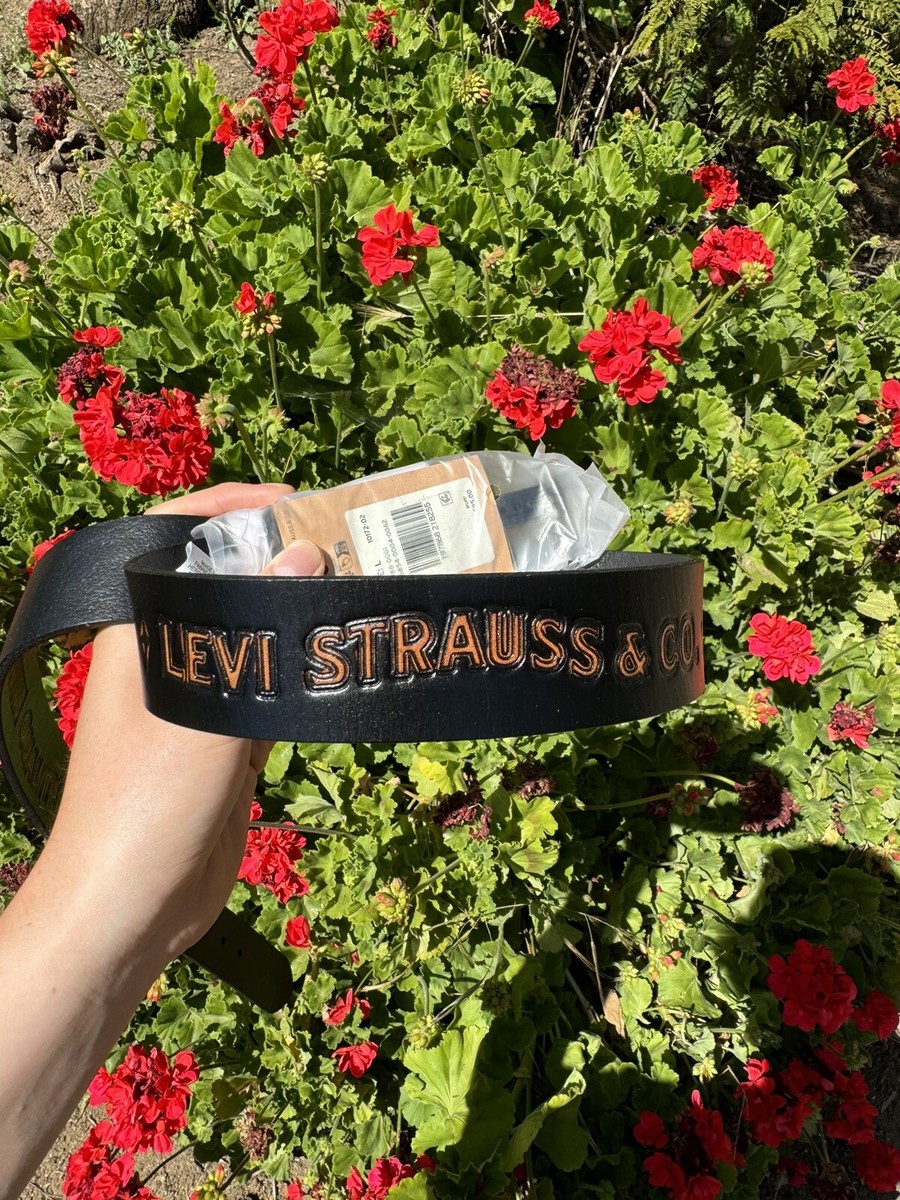 Stussy & Levi's Embossed Leather Belt (Size - L/XL) [SHIPS Stussy & Levi's Embossed Leather Belt (Size - L/XL) [SHIPS