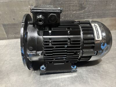 4HP WEG 1740RPM 100L FRAME IP55 B5 IEC TRU-METRIC MOTOR 00318ET3WAL100LFF-W2 Nos