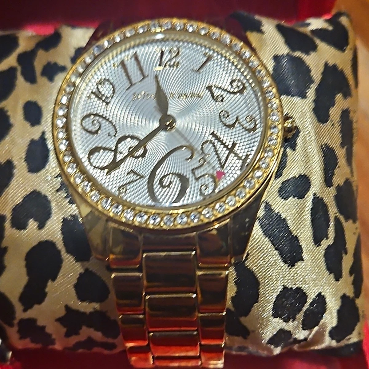 I*1様 超美品 ☆Betsey Johnson ストーン付き腕時計☆ Betsey Johnson