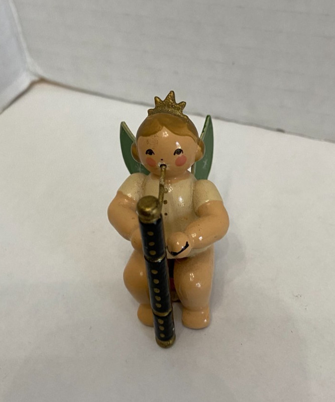 Wendt & Kuhne Grunhainichen Angel with Alto Oboe. No Box
