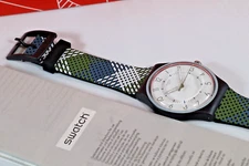 NEW Swiss Swatch PULL-OVER  Gent Black Green Blue Silicone 41mm Watch SUON115 Un