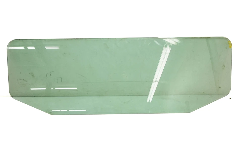 Ventana trasera 15 Kubota RTV X900 G Foto 2 de 3