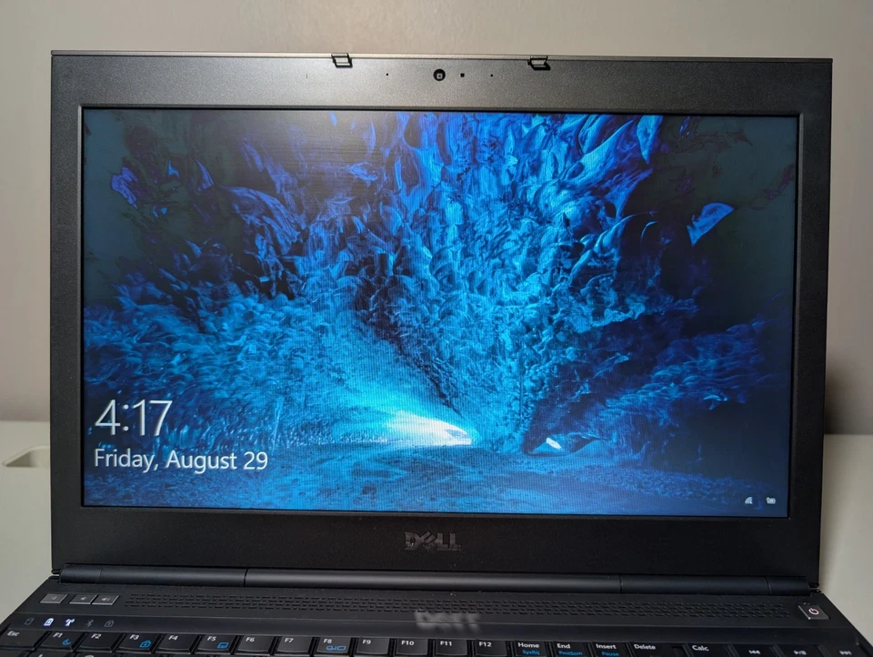 Dell Precision M4800 — i7-4810MQ • 32GB RAM • 256GB SSD + 750GB HD • Bluray, AMD - Image 2 of 4