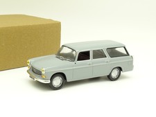 IXO SB 1/43 - Peugeot 404 Station Wagon Gray 1964
