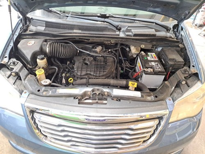 #ad 2011 Town amp; Country Van Washer Reservoir Bottle Assembly Sku#4208447 $67.00