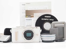 Olympus Olympus Pen E-PL8 16.1MP Camera White 14-42mm Lens 2963 shots Z5755A
