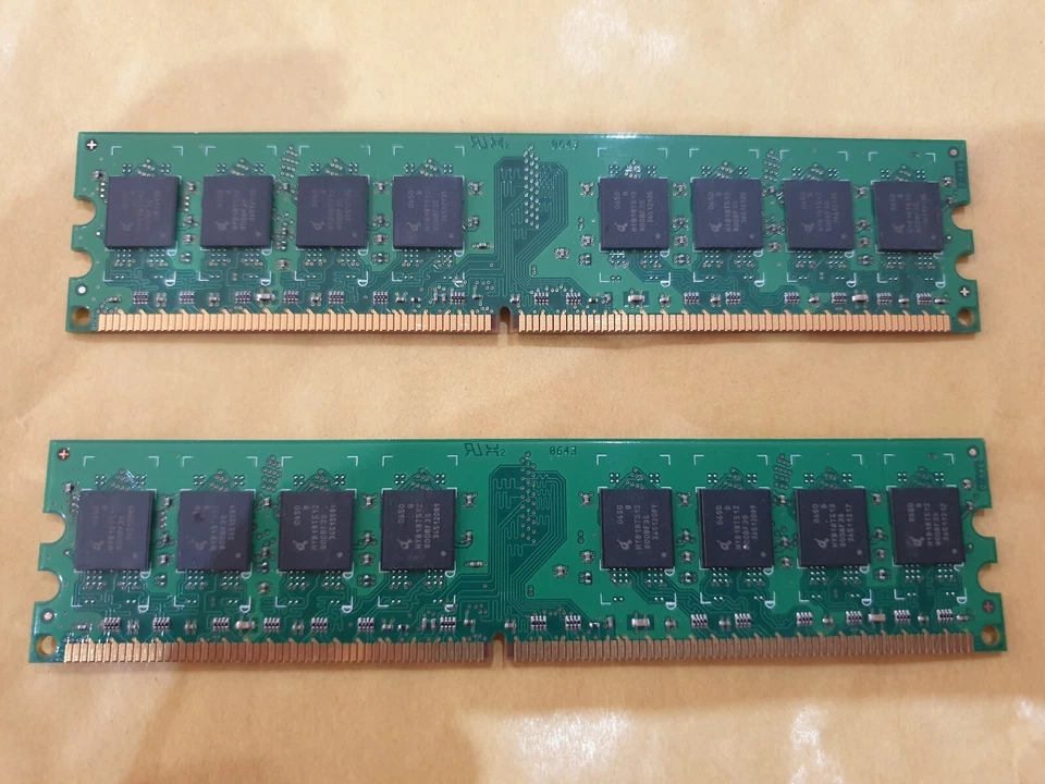 2GB Qimonda (2x 1gb) DDR2 PC2-5300U-555 2Rx8 MEMORY RAM DIMM DESKTOP pc 240 PIN - Image 2 of 2