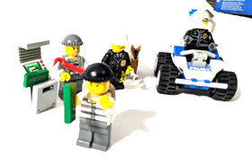 100% Complete LEGO CITY: Police Minifigure Collection (7279) box & Instructions