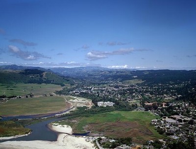 Photo:Aerial view of the central California coastal mountains