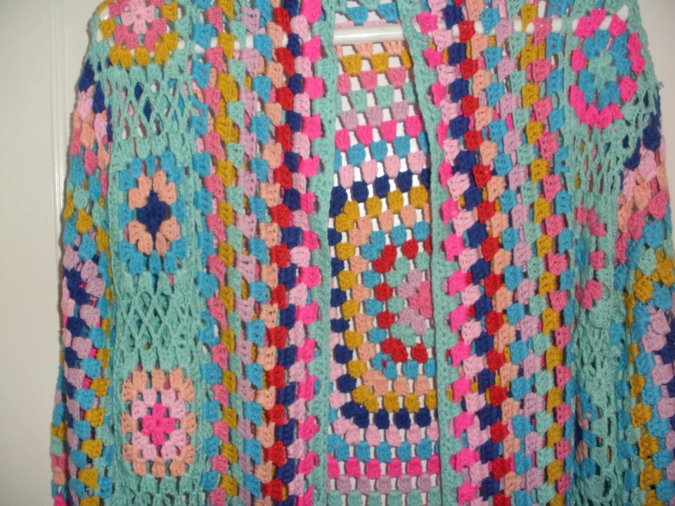 Cárdigan Granny Cuadrado Crochet Multicolor Largo con Flecos Multicolor Talla Única Foto 3 de 4