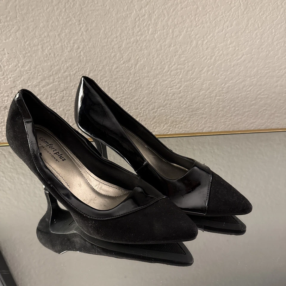 Biqueira pontiaguda feminina de couro envernizado/camurça 3 pol. - Imagem 2 de 4