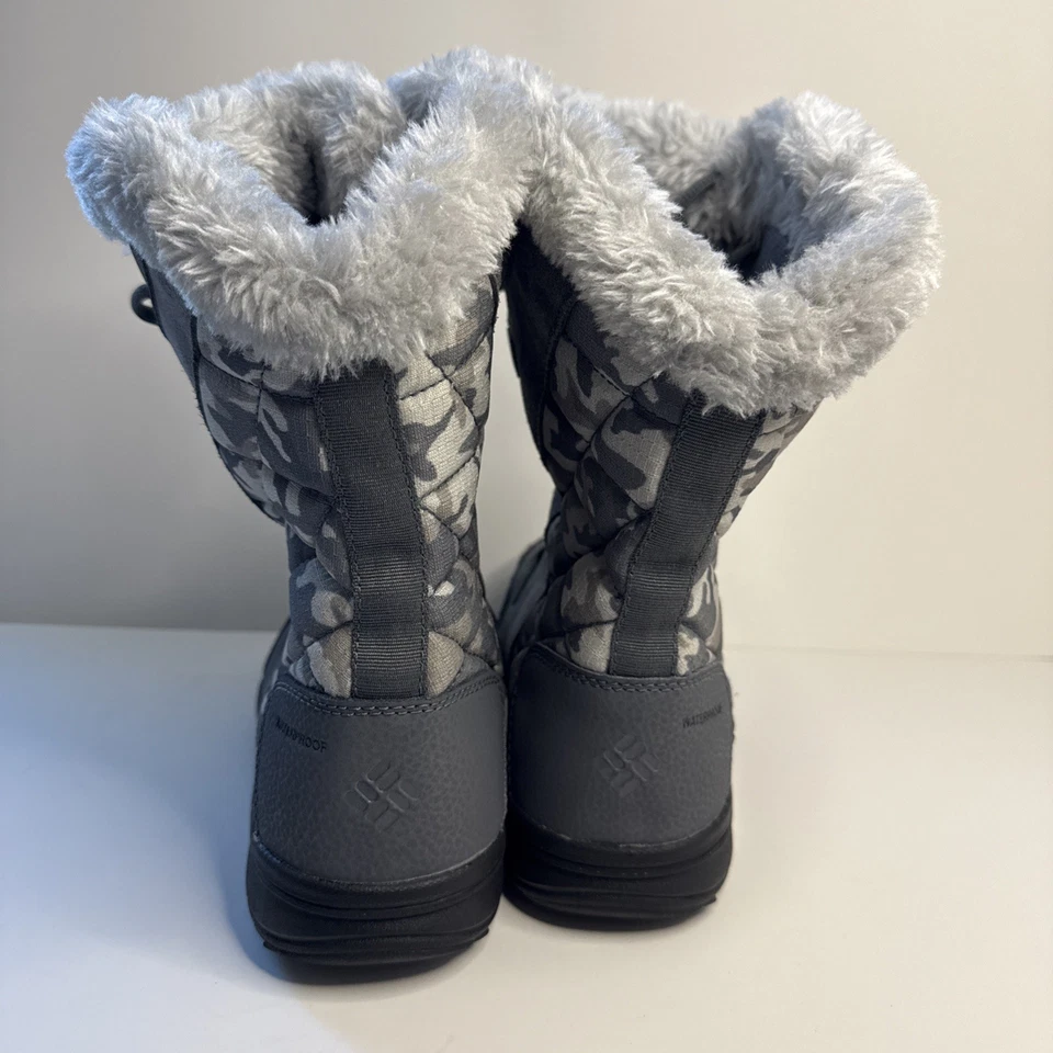 BOTAS DE NIEVE COLOMBIA ICE MAIDEN II PIEL SINTÉTICA GRIS/CAMUFLAJE IMPERMEABLES PARA MUJER 7,5 Foto 2 de 4