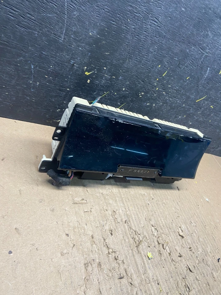 Grupo de instrumentos de velocímetro Mercury Grand Marquis 2003 a 2005 T1766 DG Foto 3 de 4