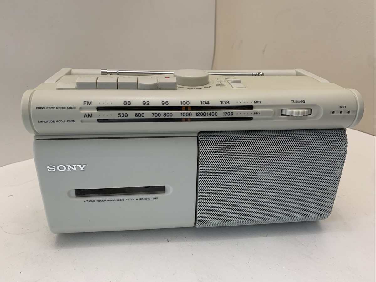Retro Sony CFM-20 AM FM Radio Cassette Tape Recorder White | eBay