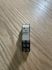Omron G2R-2-SN Relay with Socket 13Z7CX 24 VDC