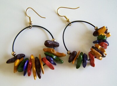 Ausgefallene Creolen mit bunten Holzsplittern   Hippie Chic Boho Style